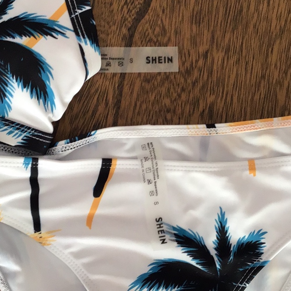 Bikini set - Picture 3 of 3